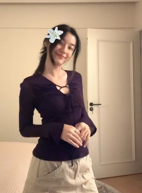 纯欲辣妹紫色交叉绑带V领T恤女春秋冬新款修身性感内搭打底衫上衣