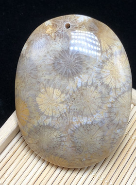 福利款天然珊瑚玉吊坠双面可佩戴水滴吊坠原创设计一物一图饰品