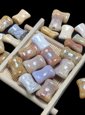 女珊瑚玉竹节手排手牌