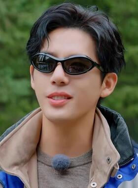 小脸高级感2024新款遮阳太阳镜