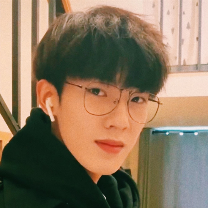 费启鸣叶航成同款眼镜框女大框平光镜抖音男防蓝光防辐射近视眼镜