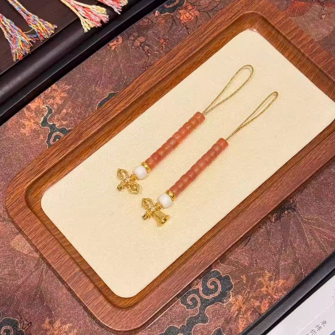 天然南红金刚杵108颗念珠佛珠藏式文玩计数器藏式配饰卡子侧挂