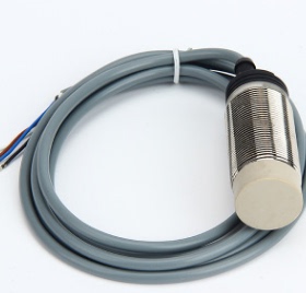 传感器LR18XCF05DPOG-E2