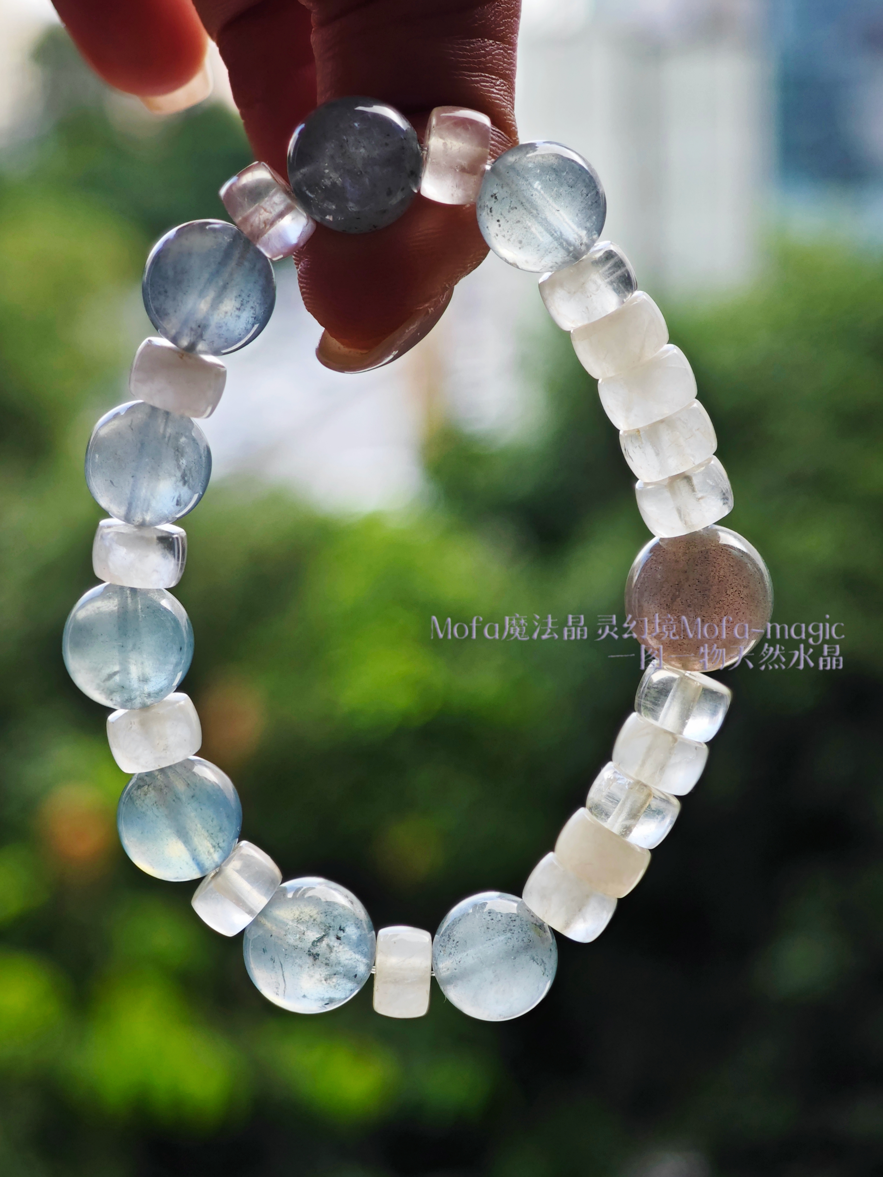 《宁静时光》海蓝宝灰月光老白水晶多宝手串
