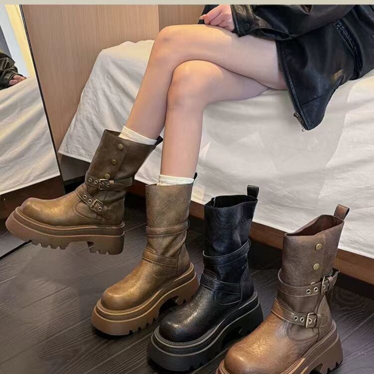 短筒马丁靴女2025新款秋季超火百搭复古显瘦爆款厚底英伦风短靴子