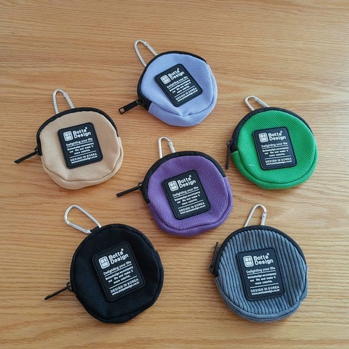 bt尾货带金属挂钩的收纳包~圆形小号耳机包双肩包挂件配饰包~