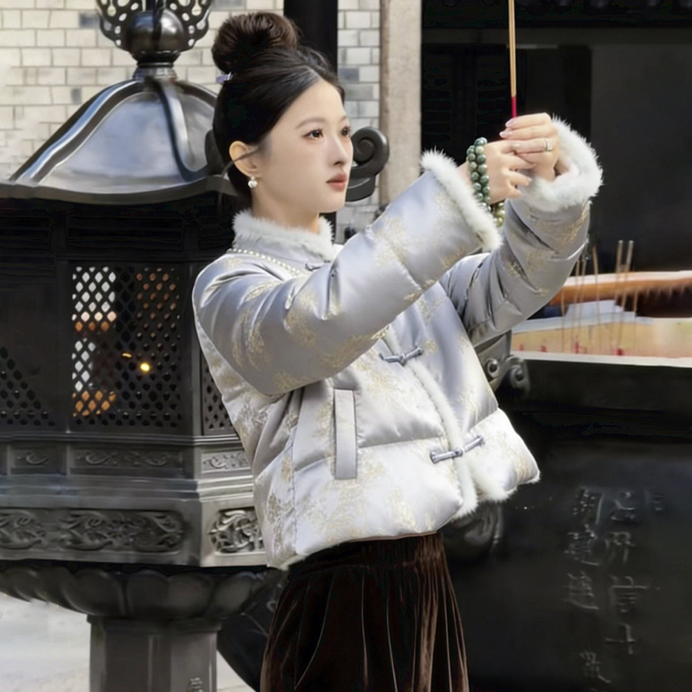 新中式2025新款冬大码棉服女胖mm200斤棉衣外套女不臃肿短款棉袄