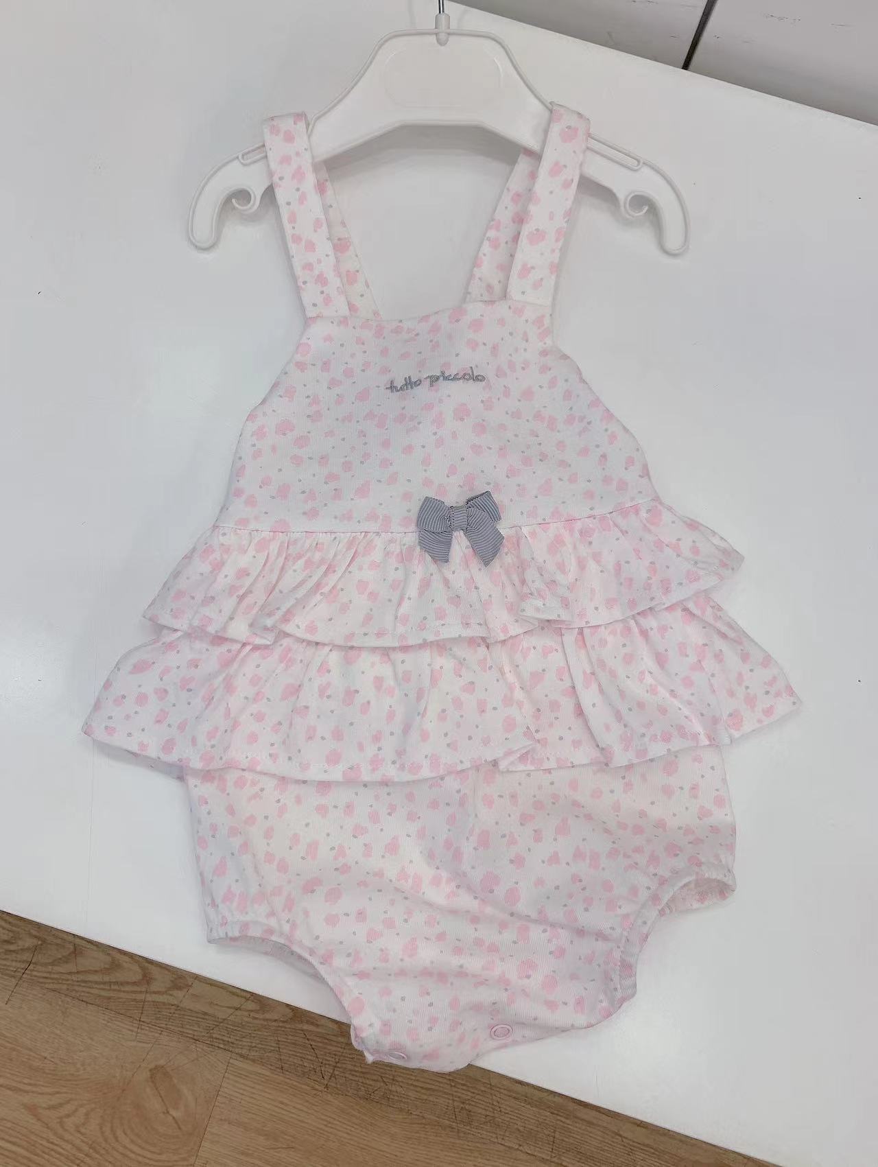 现货西班牙Tutto piccolo女婴幼童春夏纯棉印花荷叶边吊带连体衣