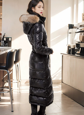 2025冬装超大毛领加厚修身紫色羽绒服女长款过膝时尚大码外套反季