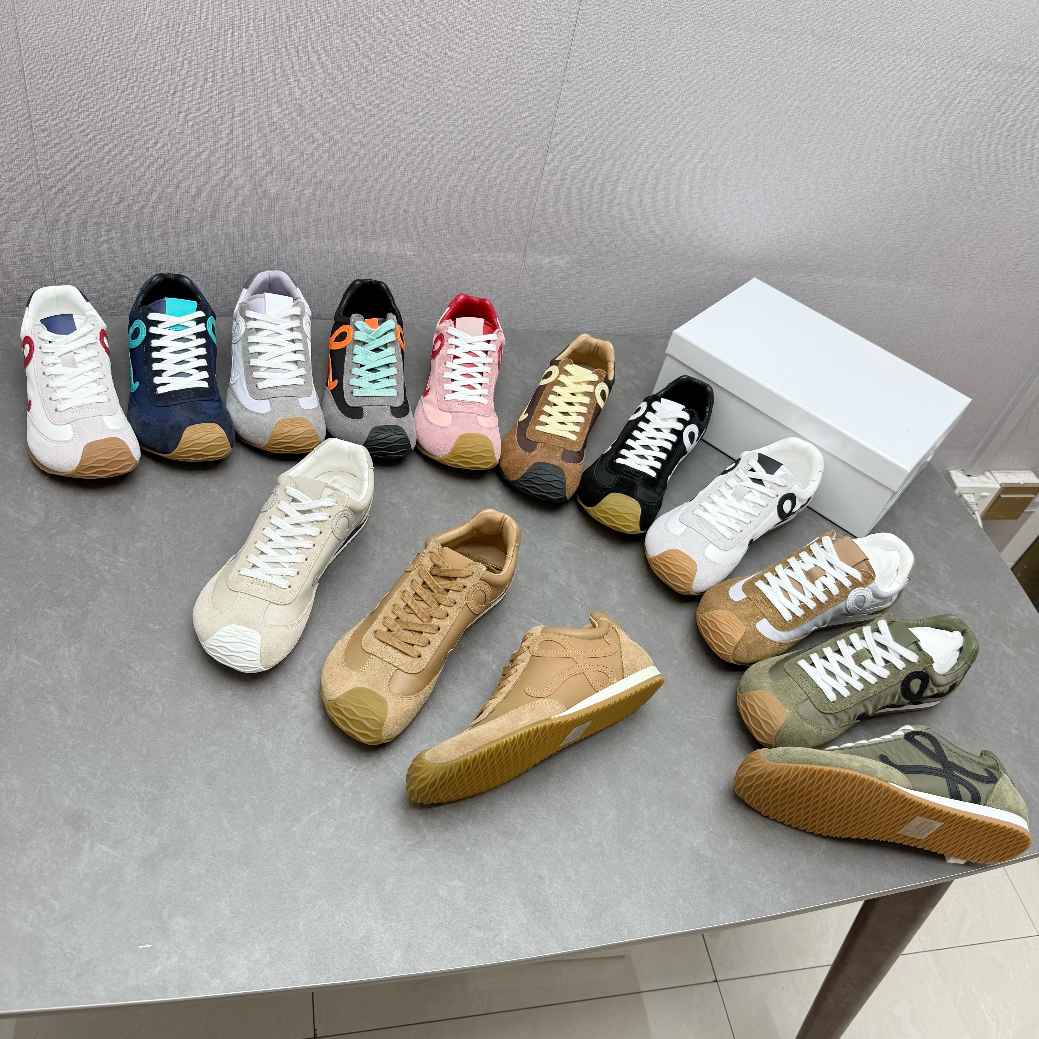 外贸牛皮版2025新款圆头系带平底休闲鞋德训阿甘鞋运动舒适女鞋子