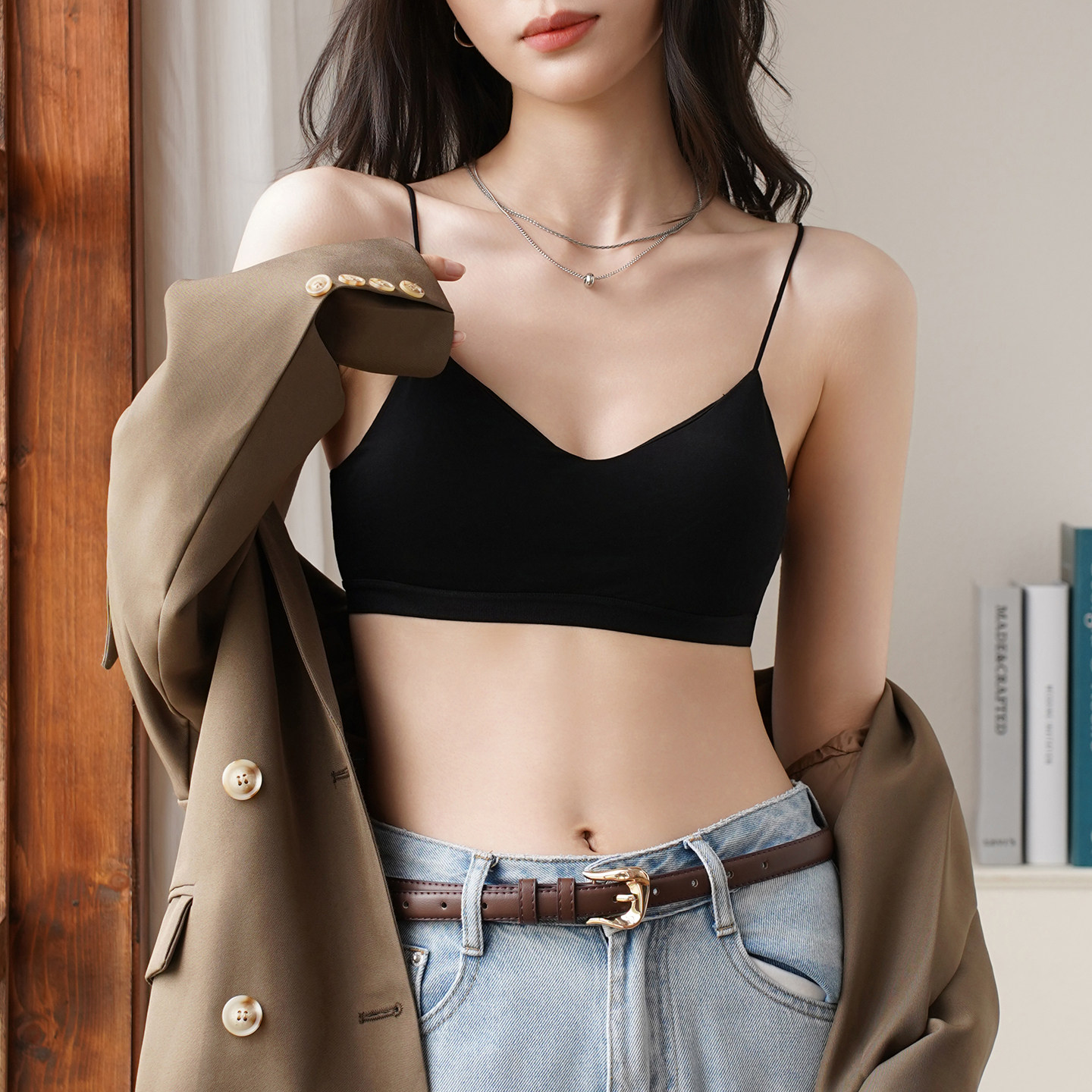 内搭美背女吊带裙专用抹胸内衣文胸一体式防走光细肩带可外露背心