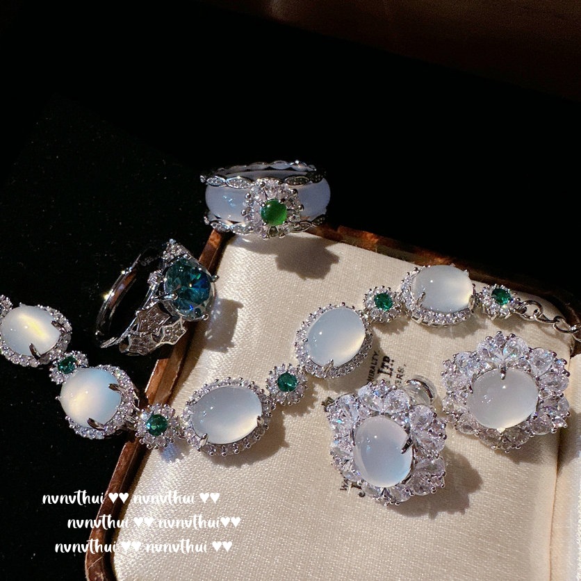 白月光 荔枝冻玉髓宝石手链 水灵镀金 白玉髓玛瑙花朵锆石 戒指