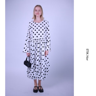 下摆立褶连衣裙 瑞典黑色圆点宽松长袖 ETIK Nor