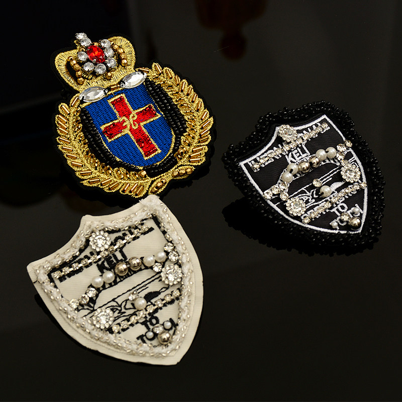 手工钉珠个性英伦学院风胸章服装盾形辅料布贴补丁贴口袋徽章贴花,纺织面料/辅料/配套,布贴/刺绣徽章,淘宝优惠券,粉丝福利购,淘宝优惠卷