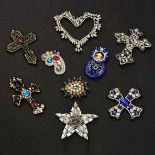 立体手工钉珠水钻心形十字架五角星布贴糖果服装包包辅料补丁手缝