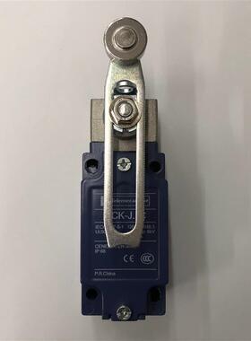 原装正品XCKJ10543H29C施耐德可调带轮限位行程开关询价