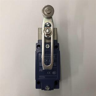 原装正品XCKJ10543H29C施耐德可调带轮限位行程开关询价