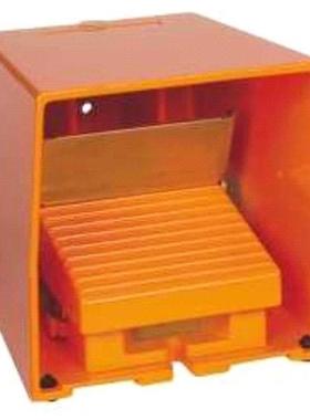 正品 XPER510 施耐德脚踏开关 FOOT SWITCH 单步1 NC + 1 NO询价