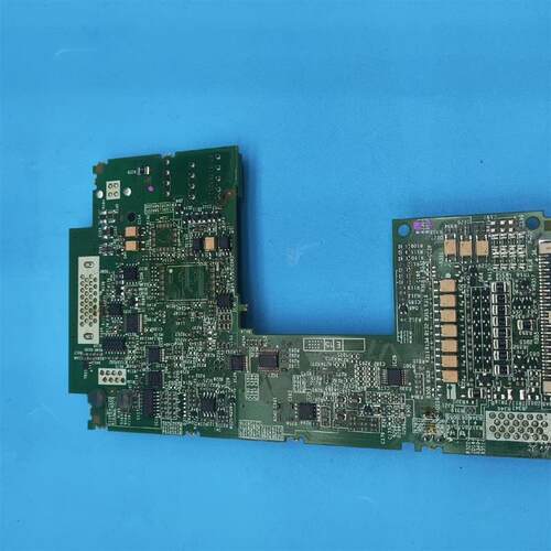 F740变频器F70CA55FCHT1R主板/CPU板/询价