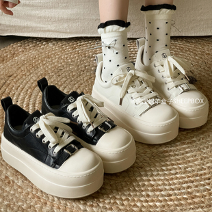 增高6CM面包鞋厚底小白鞋2026年超火的鞋子女小个子显高休闲板鞋