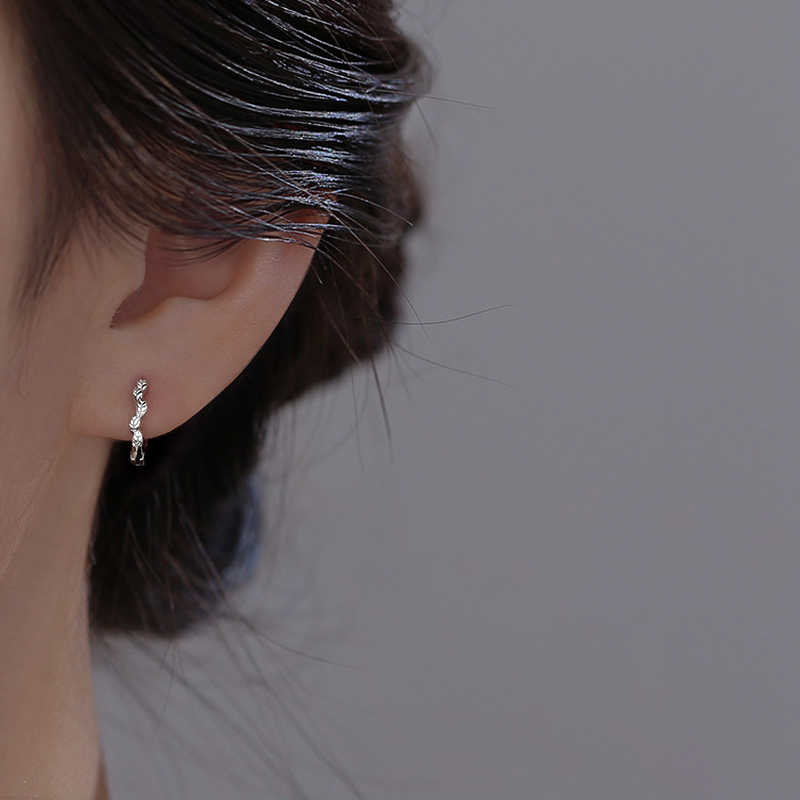 银奥女999纯银树叶耳环