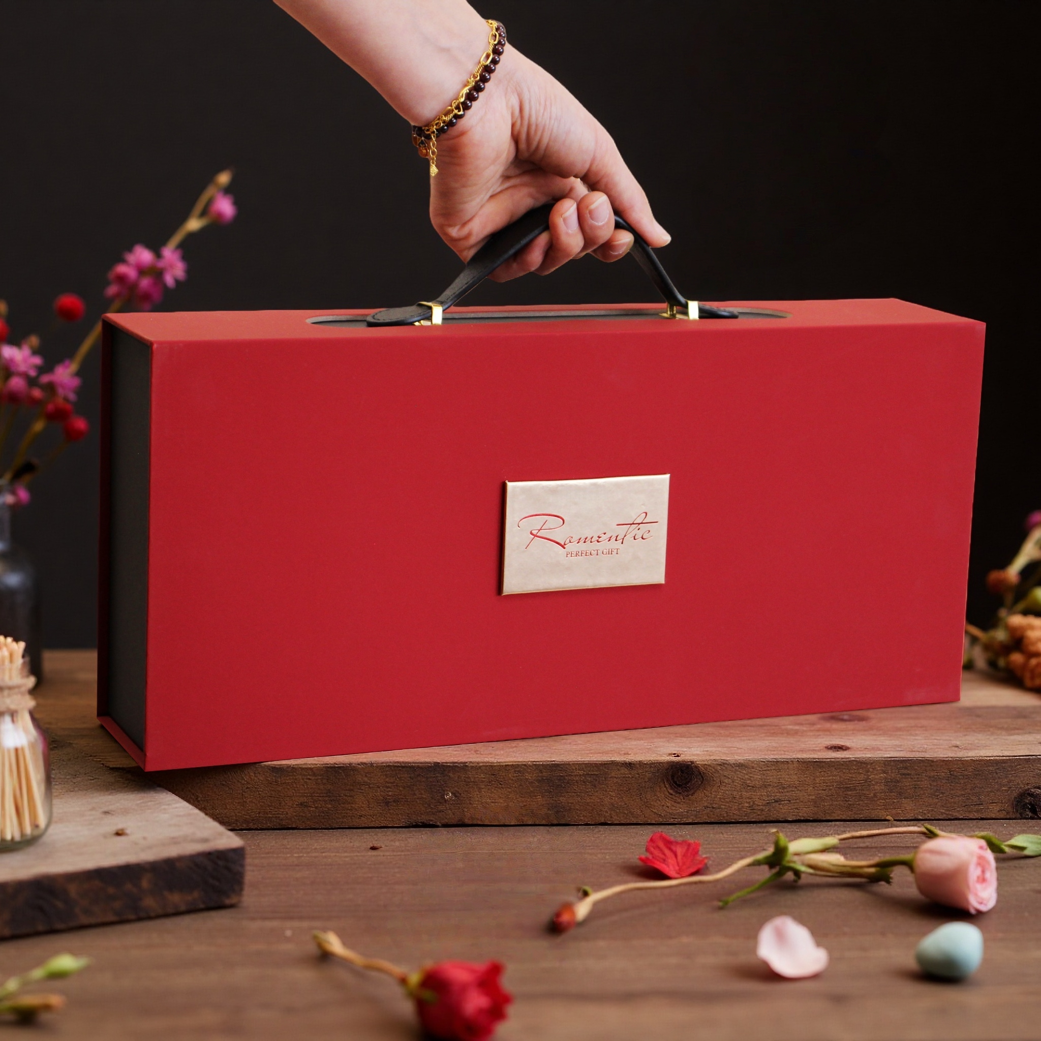 婚礼伴手礼创意定制酒红色纯色礼盒长方形结婚订婚成品喜糖回礼盒