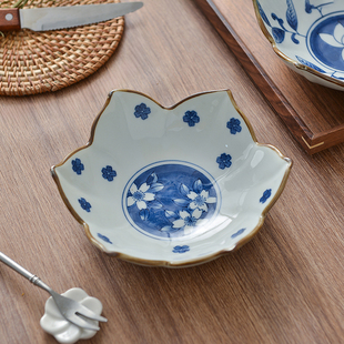 荷花小碗日式清新复古青花手绘花形小碟子家用甜品水果坚果浅式碗