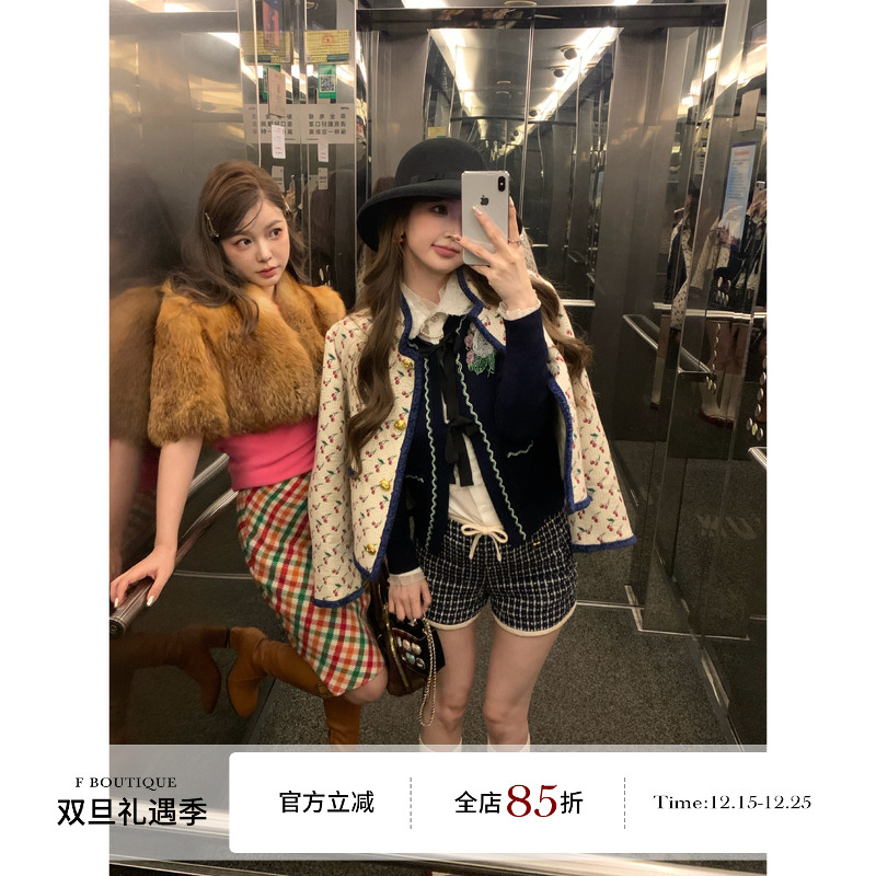 12/8 miu式穿搭 原狐saga进口皮草+格纹半裙