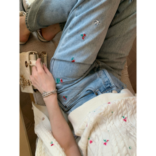 F boutique Di*r花园刺绣牛仔裤