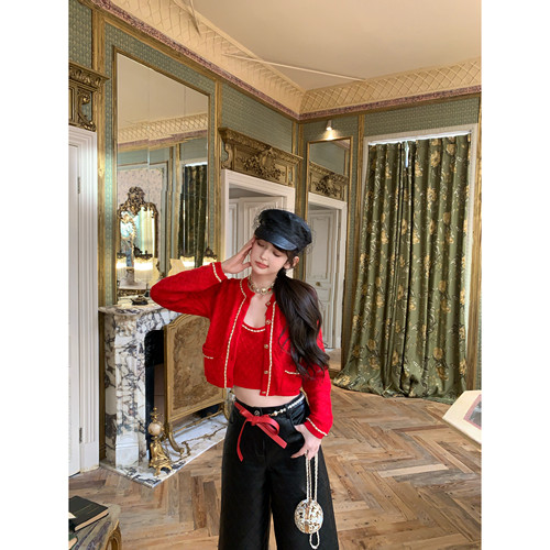F boutique 小香手缝链条针织衫外套+背心+连衣裙