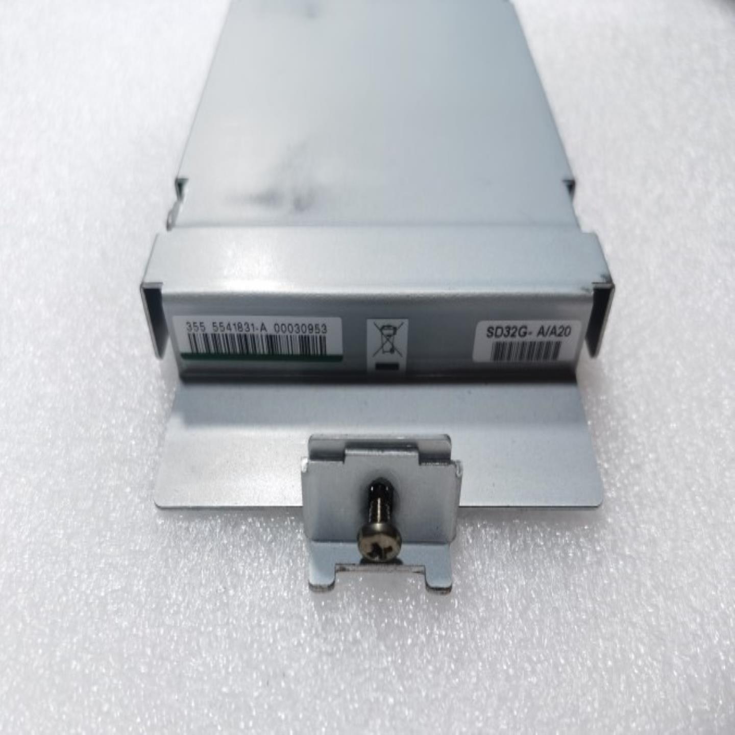 5541831-A 32GB 5541832-A 64GB HITX5541831-A P9500 AV451询价