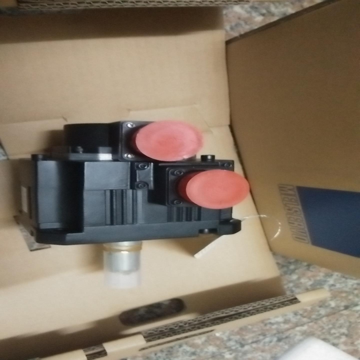 三菱伺服电机  HF-SE52询价