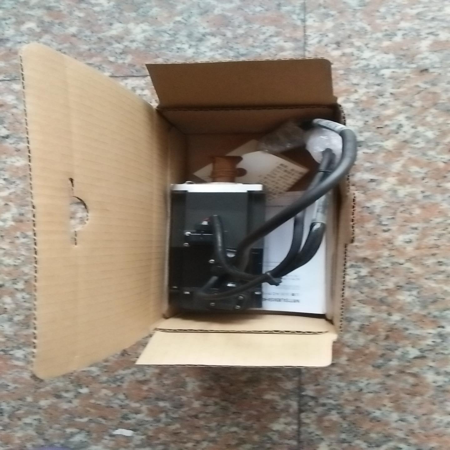 三菱伺服电机 HF-KE43B  有质保询价