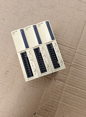 拆机施耐德PLC模块TM2AVO2HT询价