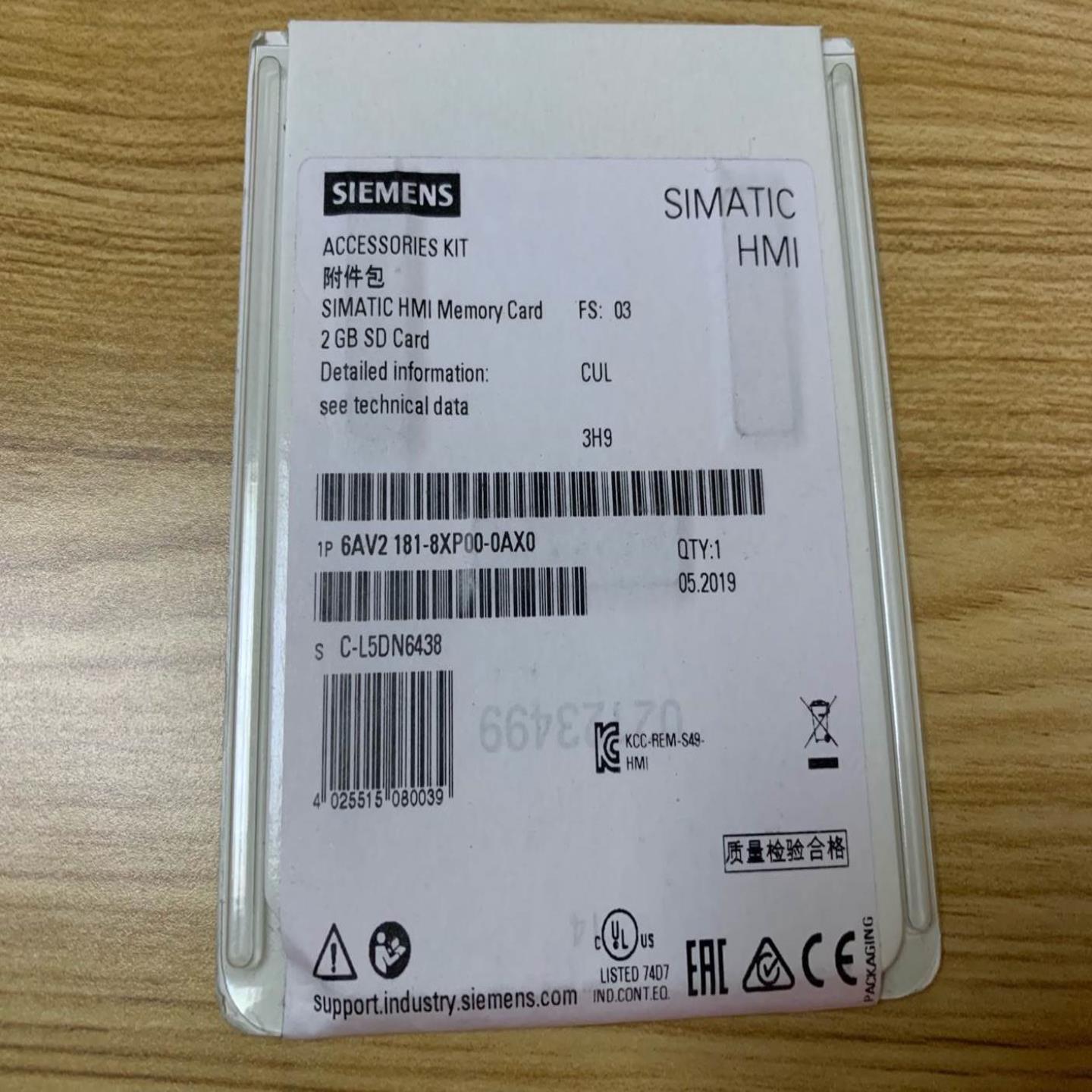 西门子6AV2181-8XP00-0AX0优质触摸屏SD存储卡6AV21818XP000A询价