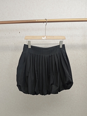 Ka系列＆专柜25秋 俏皮花苞短裙 171