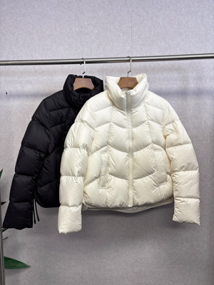 大牌k&专柜24冬款 百搭泡芙感立领轻薄羽绒服 802