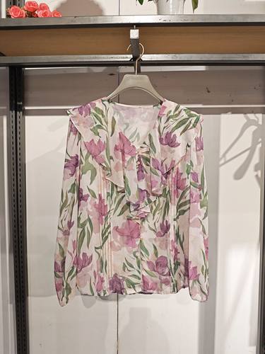 S系列＆专柜春款福利 碎花法式套头小衫（含内搭吊带）S24110312C