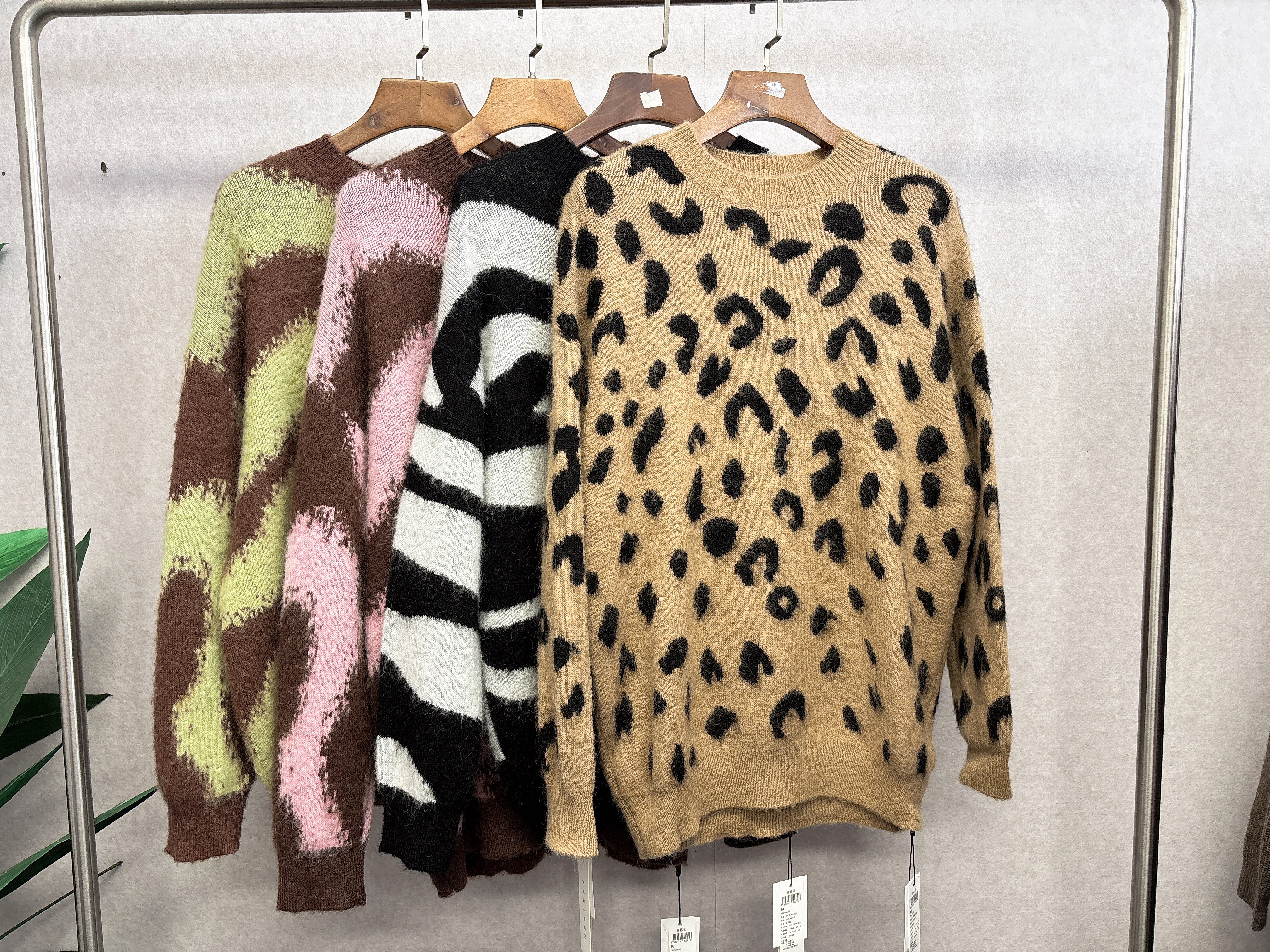 Ka系列&专柜24冬款 绵羊毛+马海毛 几何图案宽松针织套衫 557