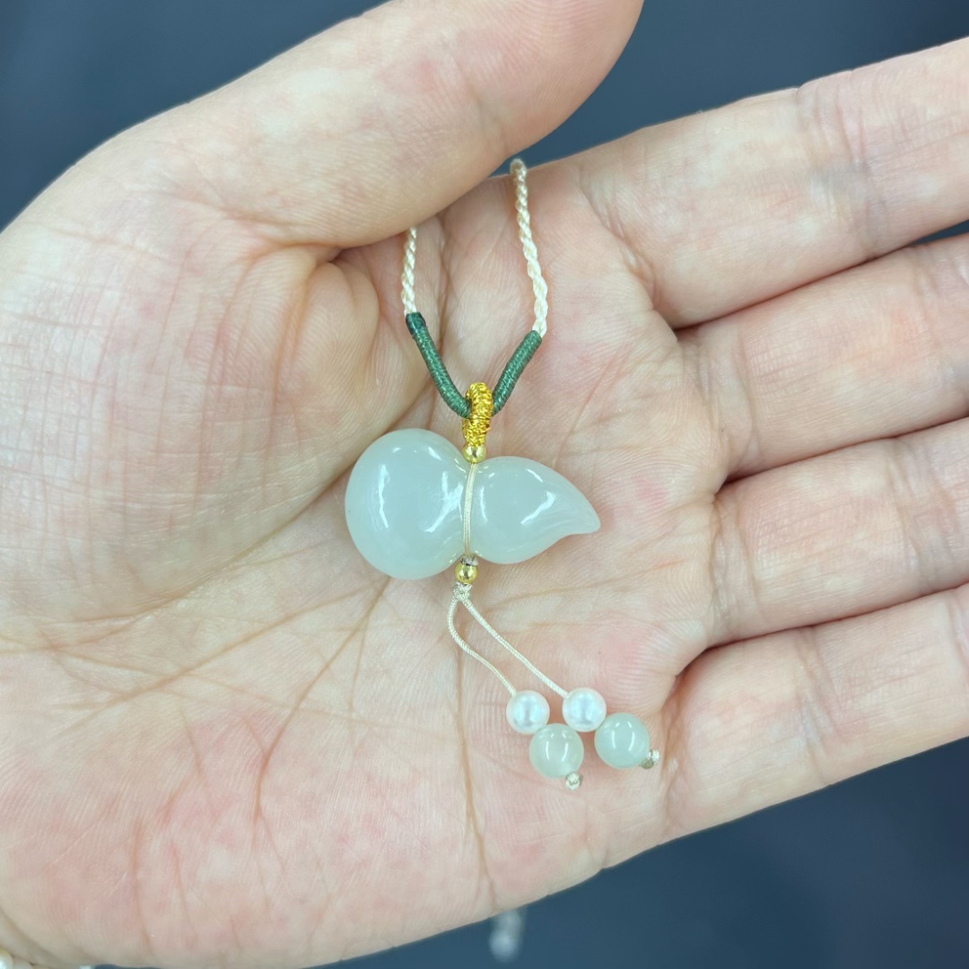 正品天然和田玉白玉葫芦吊坠晴水玉葫芦挂件玉坠女坠子玉器送证书图片