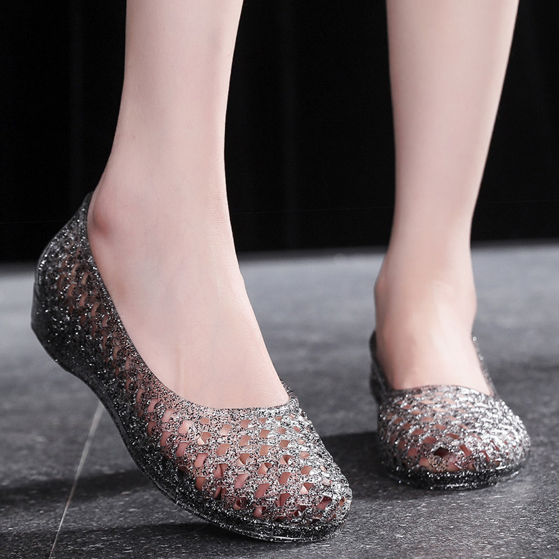 夏新款水晶凉鞋女低跟平底包头套脚防滑防臭脚妈妈外出休闲沙滩鞋