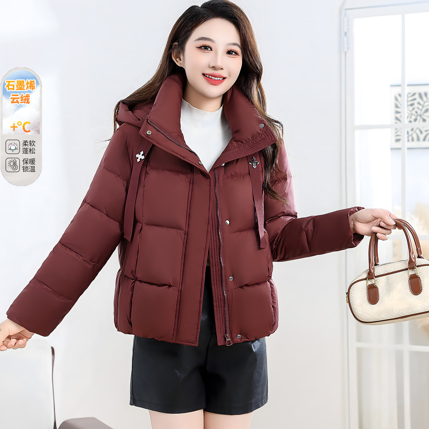 红色连帽短款宽松棉服外套2025年冬季新款中老年妈妈洋气小棉衣冬