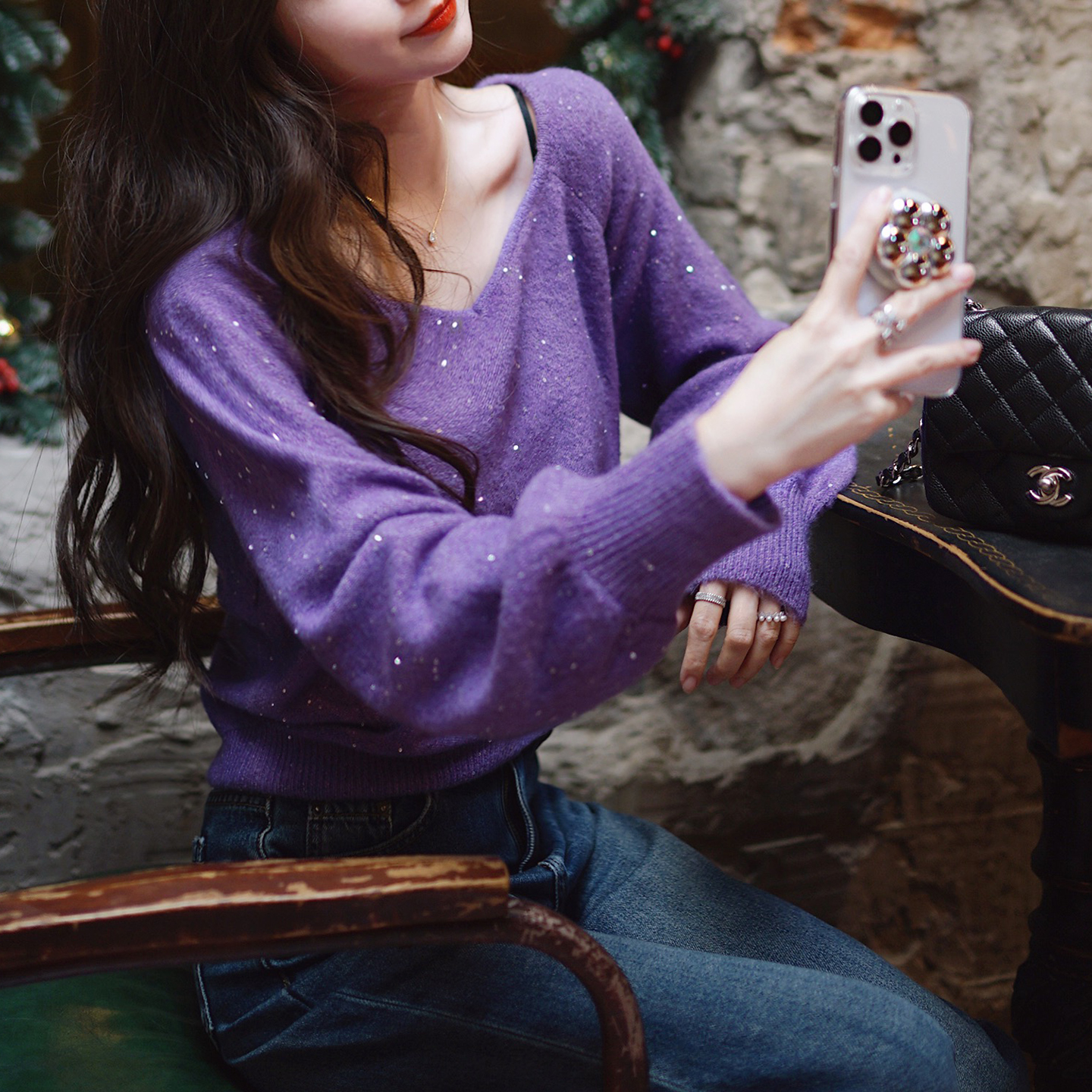 紫色红色V领闪亮片毛衣女灯笼袖