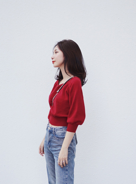 LadyBH2025红色复古秋冬港风宽松显瘦V领七分袖针织灯笼袖毛衣女