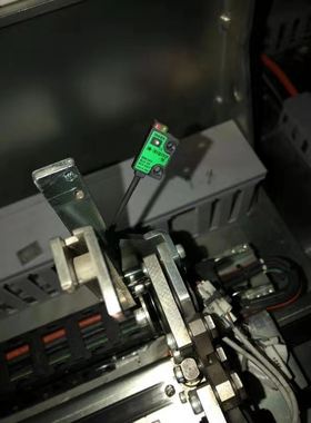 UM-TR15DTV1P-YR YAMAHA感应器  TAKEX品牌传感器