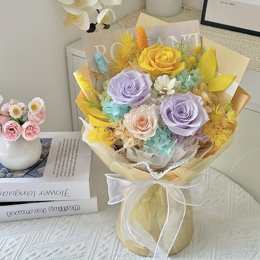 永生花手捧花束礼盒干花朋友生日