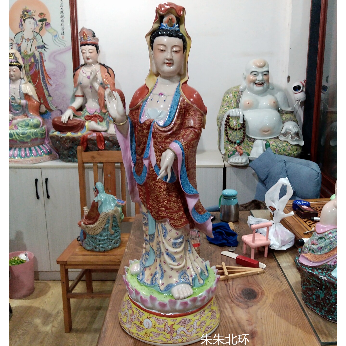 景德镇精品手绘陶瓷观音佛像摆件站莲雕塑瓷器观世音菩萨瓷像供奉