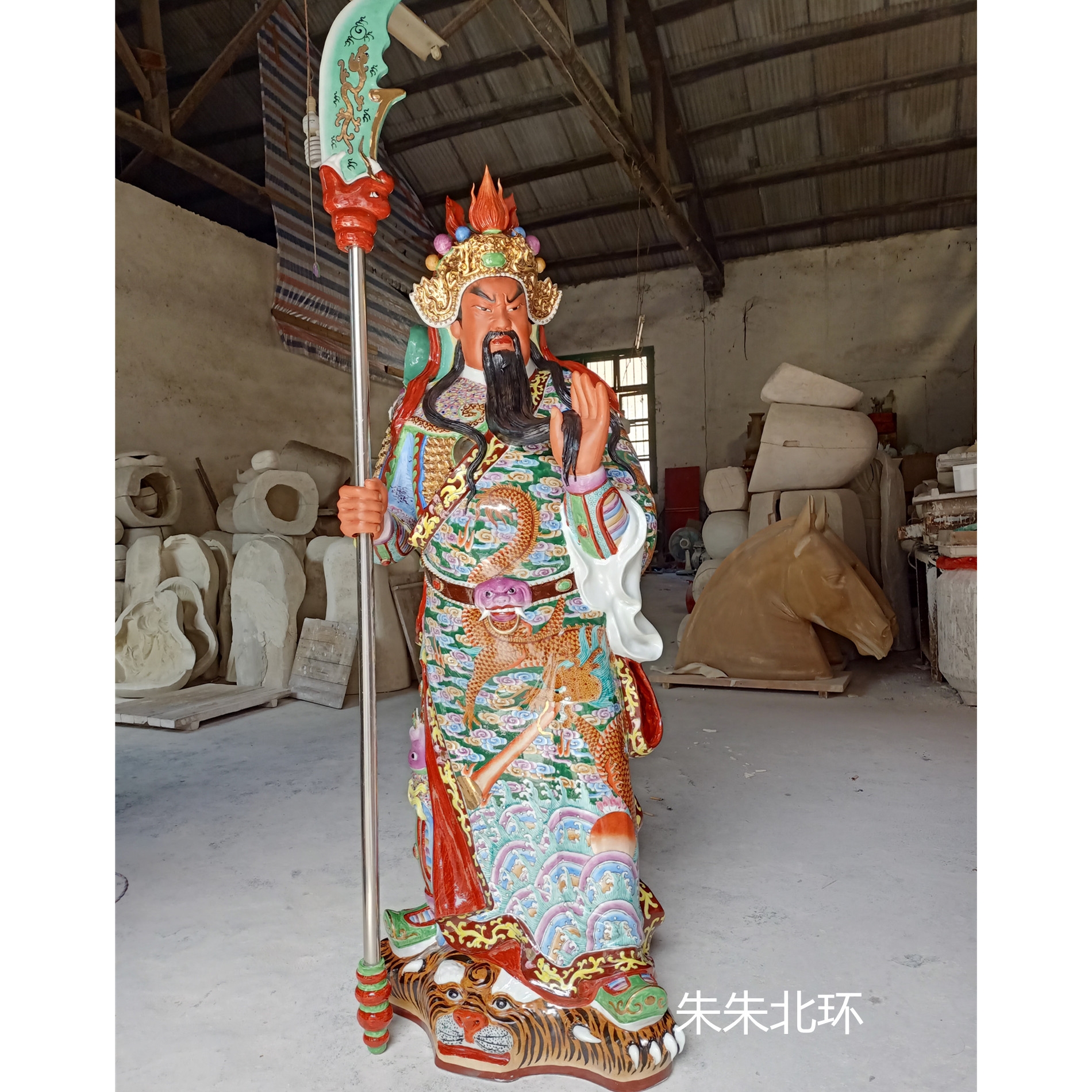160CM景德镇雕塑粉彩陶瓷器红脸关羽站立单刀赴会大关公武财神像