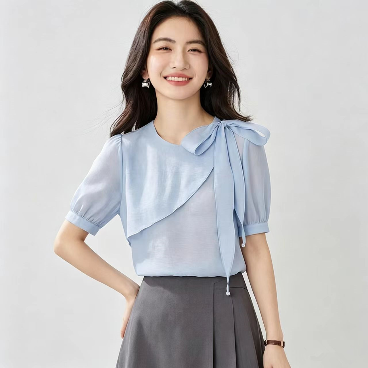 浅蓝色飘带雪纺衬衫女夏季泡泡袖交叉设计感小众温柔气质短袖上衣