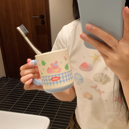 卡通洗漱杯宿舍高颜值可爱漱口杯